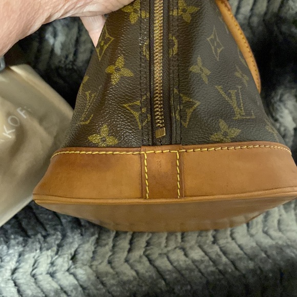 Louis Vuitton Vintage Alma Bag - Picture 14 of 16